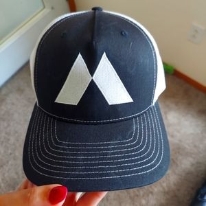 Men's baseball hat